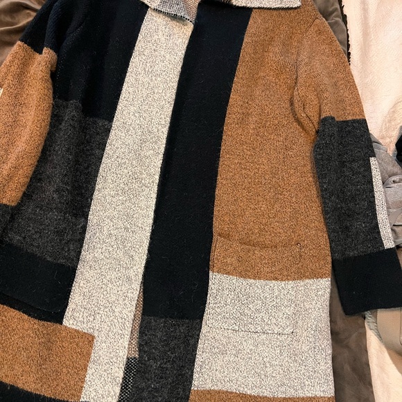 Rafaella Knit Sweater in Gray and Brown - Picture 1 of 9